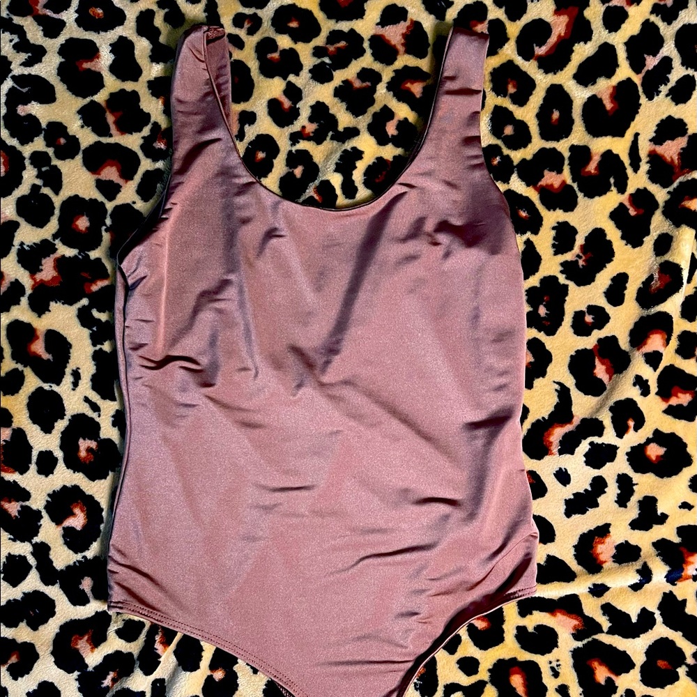 Fashion Nova Medium brown
